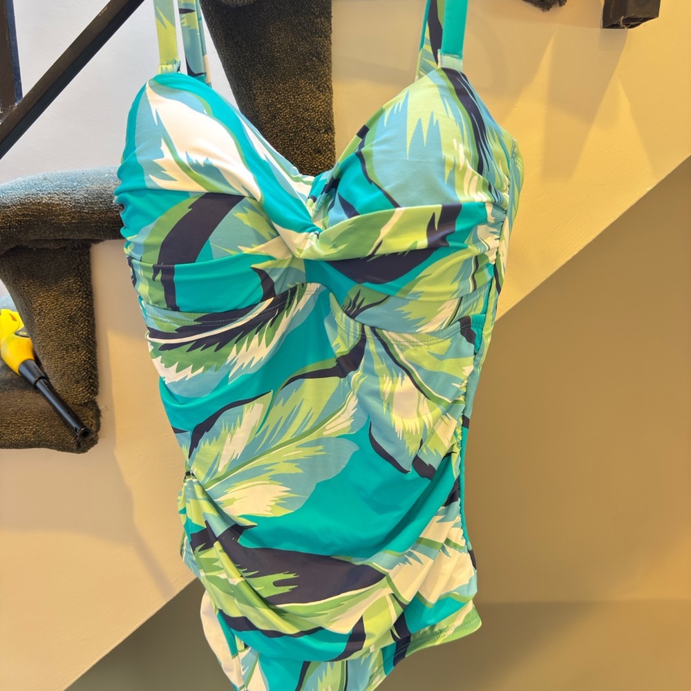 NWT Jantzen Green and Blue One Piece Swimsuit